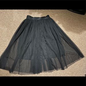 Bubble Midi Skirt 🔥